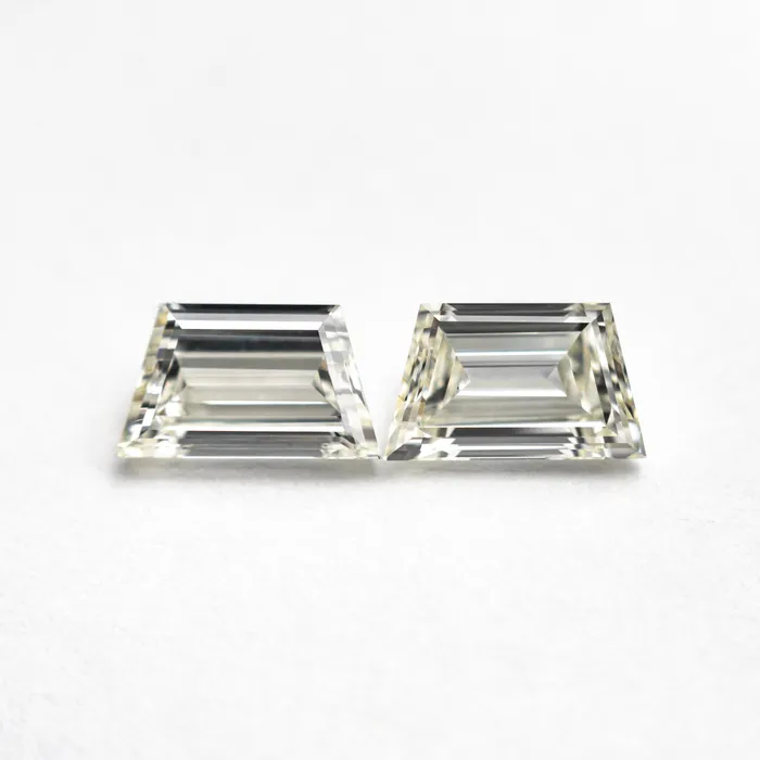 110cttw 2pc 628x367x237mm 625x372x240mm VVS LM Trapezoid Step Cut Matching Pair 2553601 Misfit Diamonds Rings 110cttw 2pc 628x367x237mm 625x372x240mm VVS LM Trapezoid Step Cut Matching Pair 2553601 Misfit Diamonds Rings