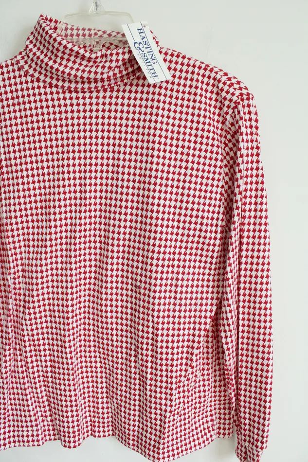 Hasting Smith Rings NEW Hasting Smith Red White Houndstooth Turtleneck Shirt S Petite