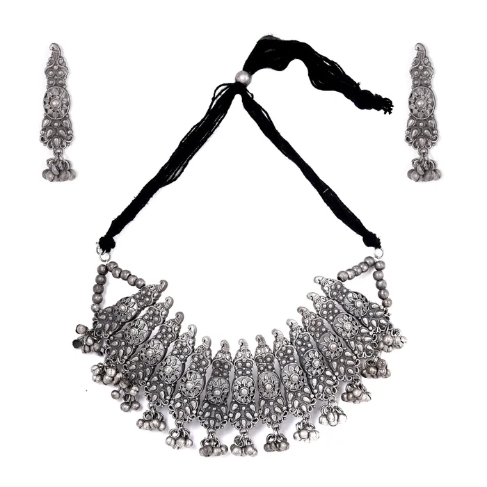 Teejh Rings Teejh Anjana Silver Oxidised Jewelry Gift Set Teejh Rings Teejh Anjana Silver Oxidised Jewelry Gift Set