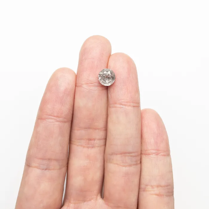 263ct 793x787x580mm Round Brilliant 2398901 Misfit Diamonds Rings
