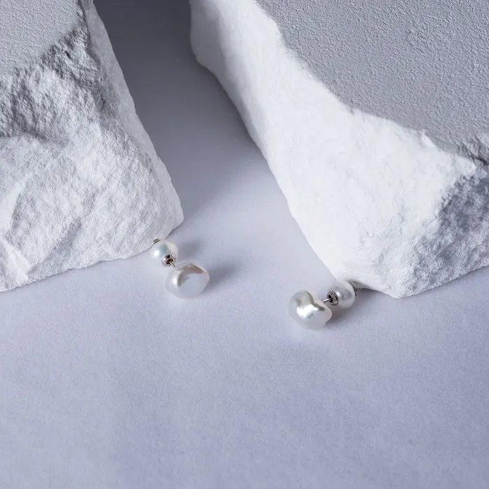 Baroque Pearl Stud Earrings WE00591 Stone Pearly Lustre Earrings