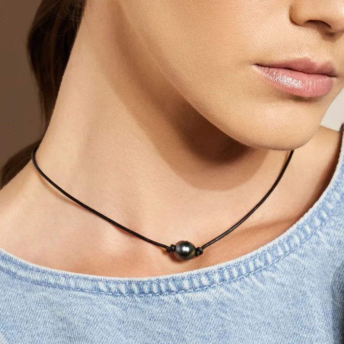 Black Tahitian Baroque Pearl on Leather Necklace spt Necklaces