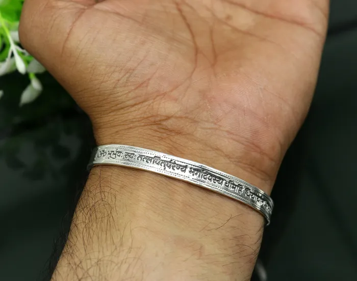 Bracelets TRIBAL ORNAMENTS Authentic 925 sterling silver customized Gayatri Mantra design cuff kada bracelet easy to adjust with your wrist unisex jewelry cuff41