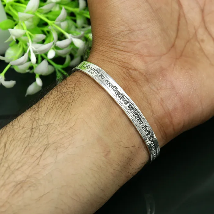 Bracelets TRIBAL ORNAMENTS Authentic 925 sterling silver customized Gayatri Mantra design cuff kada bracelet easy to adjust with your wrist unisex jewelry cuff41