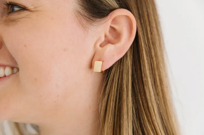 Earrings Hey June Boxy Huggies