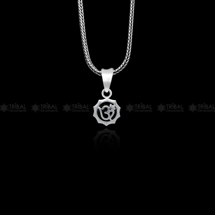 Necklaces TRIBAL ORNAMENTS 925 Sterling silver Om mantra pendant nsp931