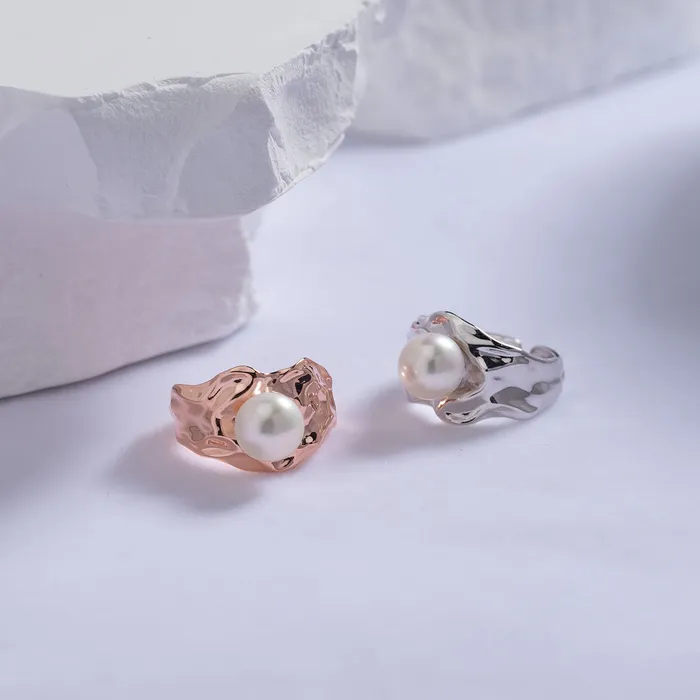 Pearly Lustre Rings New Yorker Freshwater Pearl Ring WR00210