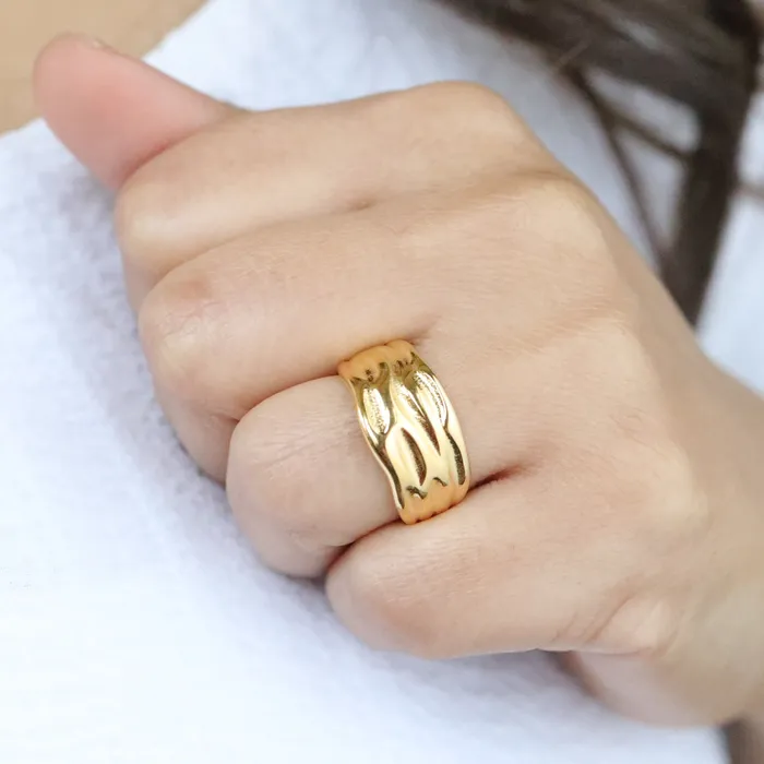 Rings Jewelvers 18K GoldFilled Hammered Wave Ring