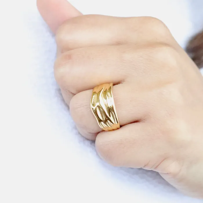 Rings Jewelvers 18K GoldFilled Hammered Wave Ring