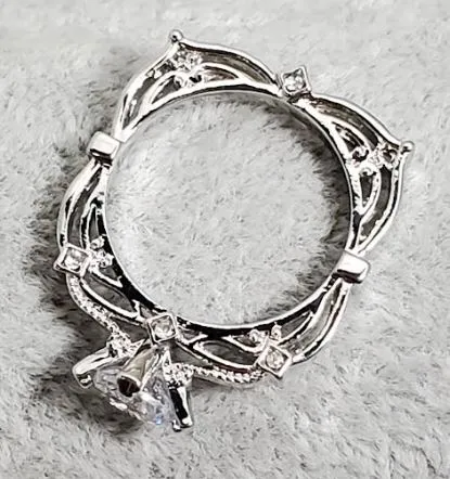 Rings R729 Silver Geometric Design Rhinestone Ring alice