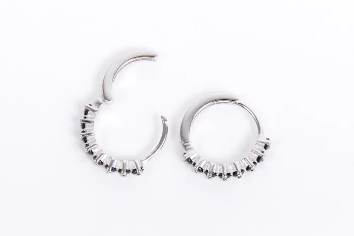 Rings WANTME Silver Black Diamond Huggies