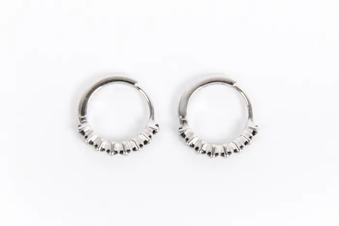 Rings WANTME Silver Black Diamond Huggies
