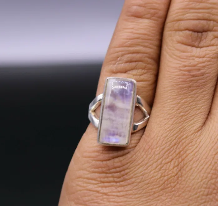 TRIBAL ORNAMENTS Amazing 925 silver anniversary wedding rainbow moonstone ring band gift sr108 Rings