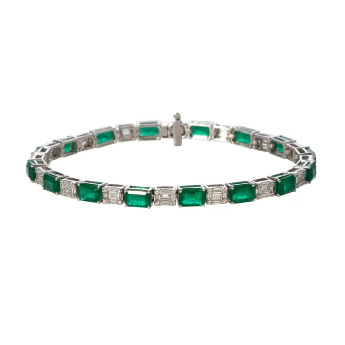 Bracelets Croghans 98ctw EmeraldCut Emerald 155ctw Illusion Diamond 18K Gold Bracelet Bracelets Croghans 98ctw EmeraldCut Emerald 155ctw Illusion Diamond 18K Gold Bracelet