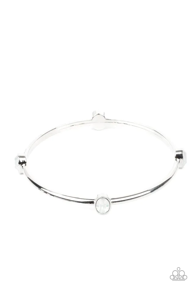Bracelets Paparazzi Jewelry Paparazzi Bracelet GleamGetter White