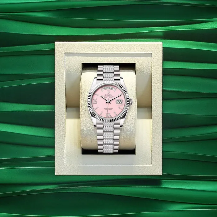 Bracelets Rolex Rolex Day Date 36mm Ref 1282390030 Pink Opal Diamond Dial Fluted Bezel 18K White Gold Diamonds President Bracelet Watch