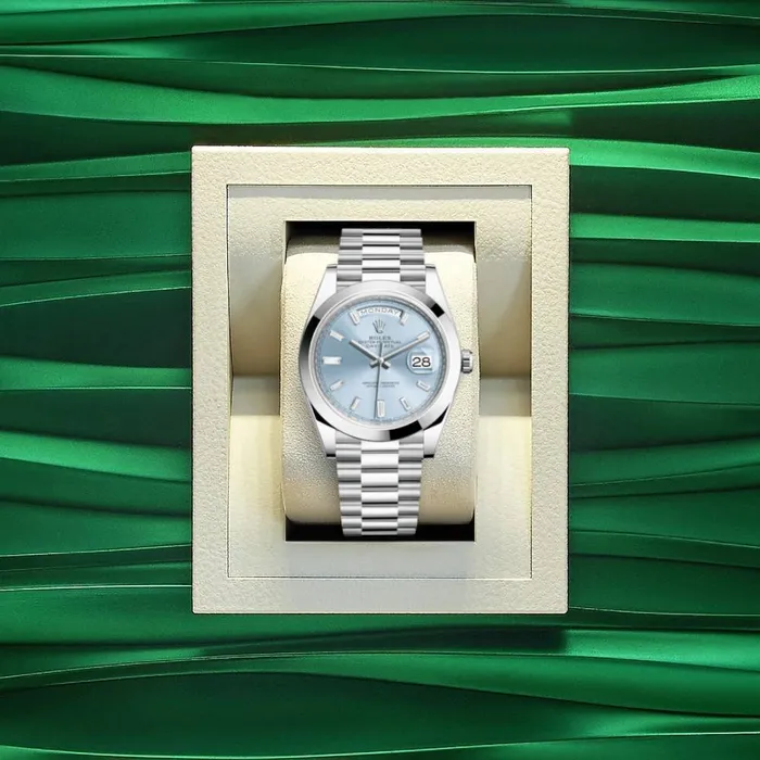 Bracelets Rolex Rolex Day Date 40mm Ref 2282060002 Ice Blue Diamond Dial Platinum President Bracelet Mens Watch