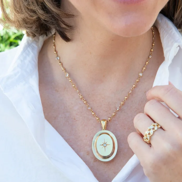 Croghans PreStyled Sets Victorian Diamond 14K Yellow Gold Oval Locket