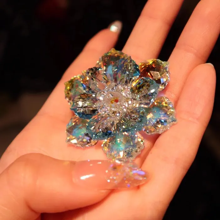 Earrings IntoResin IntoResin Handmade Crystal Flower Brooch Resin Mold Original Design Earrings IntoResin IntoResin Handmade Crystal Flower Brooch Resin Mold Original Design