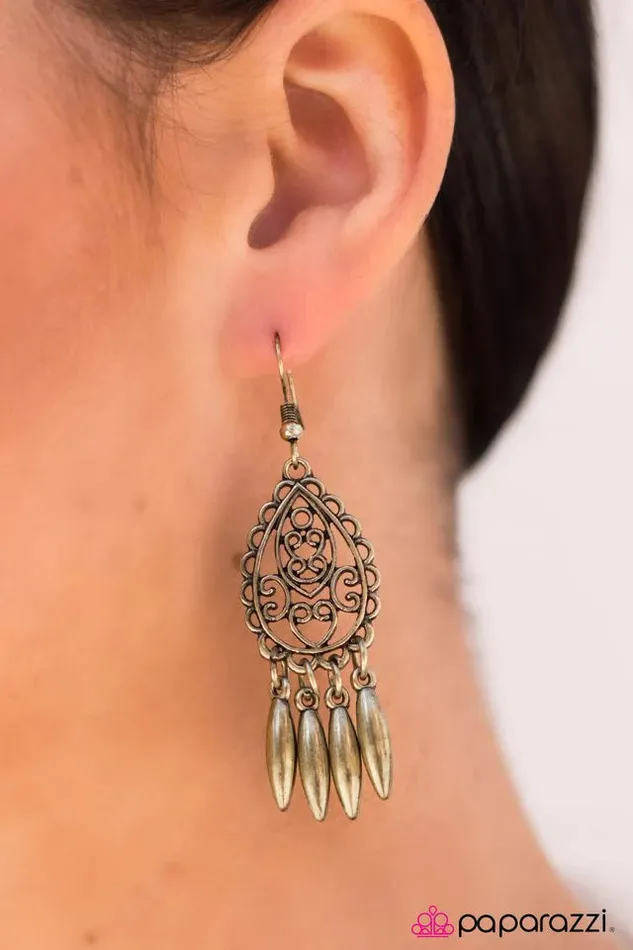 Earrings Paparazzi Earring Destiny Awaits Brass Paparazzi Jewelry