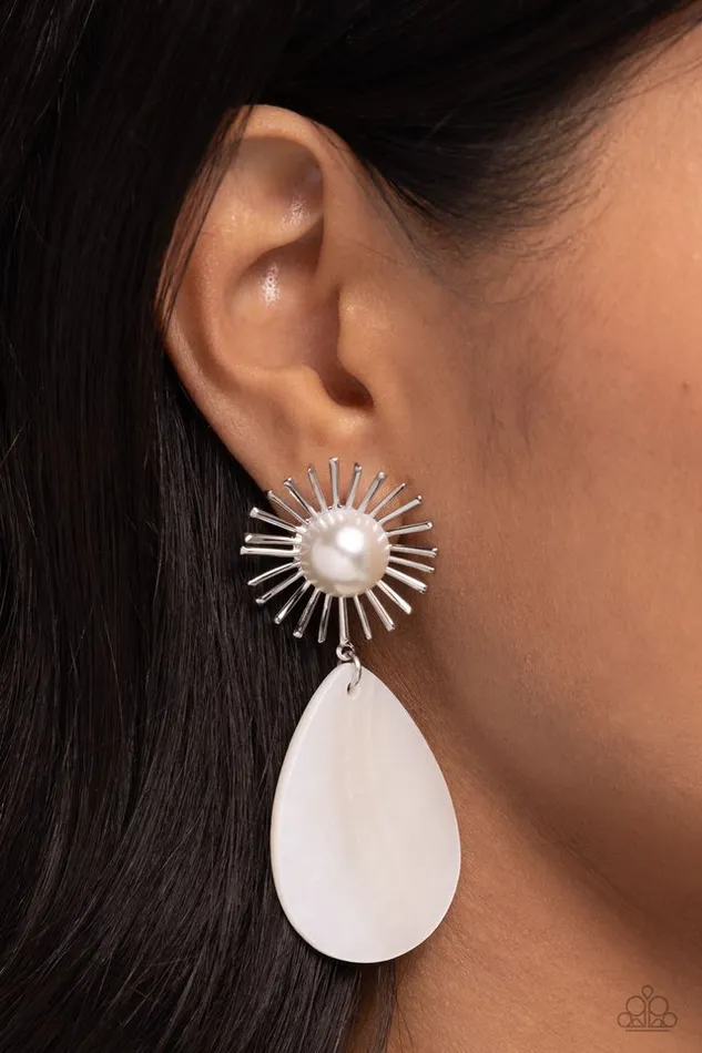 Earrings Paparazzi Earring Sunburst Sophistication White Paparazzi Jewelry