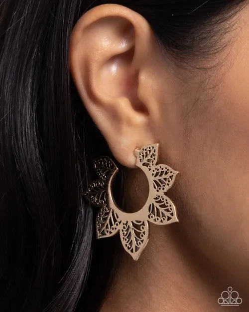 Earrings Paparazzi Earring Tangled Tapestry Gold Paparazzi Jewelry
