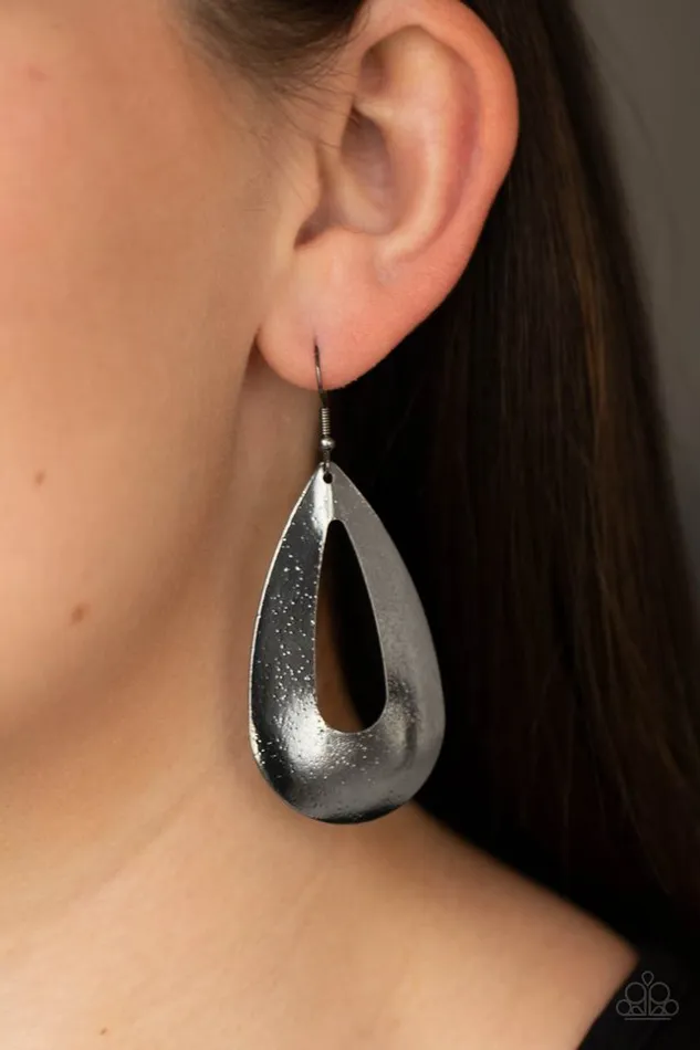 Earrings Paparazzi Jewelry Paparazzi Earring Hand It OVAL Black