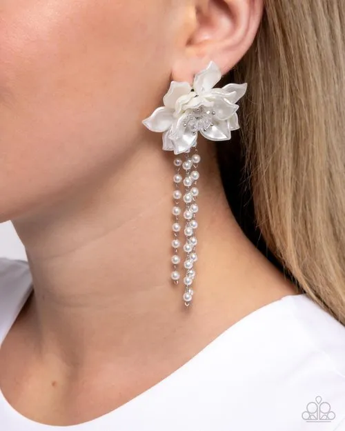 Earrings Paparazzi Jewelry Paparazzi Earring Lotus Length White