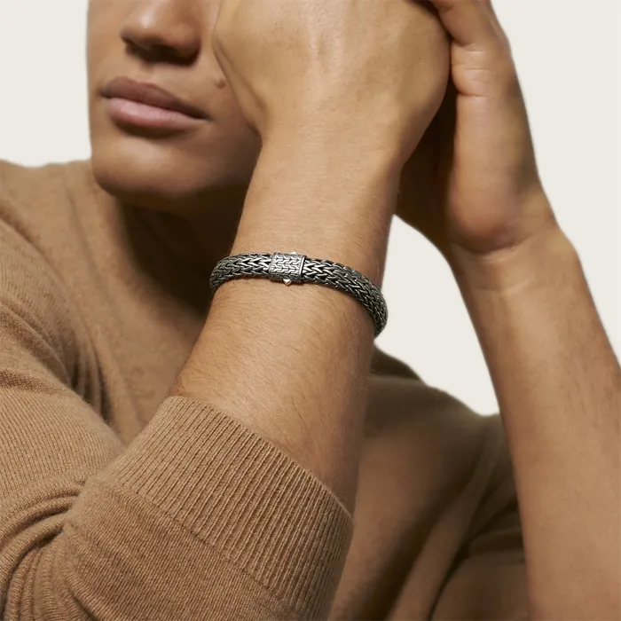John Hardy Mens Classic Chain Silver with Matte BlackGrey Rhodium Large Flat Chain Bracelet Size Univeral Large John Hardy Bracelets John Hardy Mens Classic Chain Silver with Matte BlackGrey Rhodium Large Flat Chain Bracelet Size Univeral Large John Hardy Bracelets