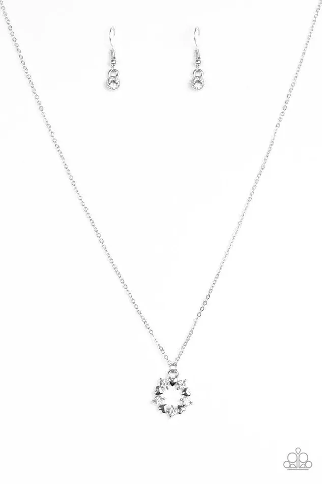 Necklaces Paparazzi Jewelry Paparazzi Necklace Always Kiss Me Goodnight White