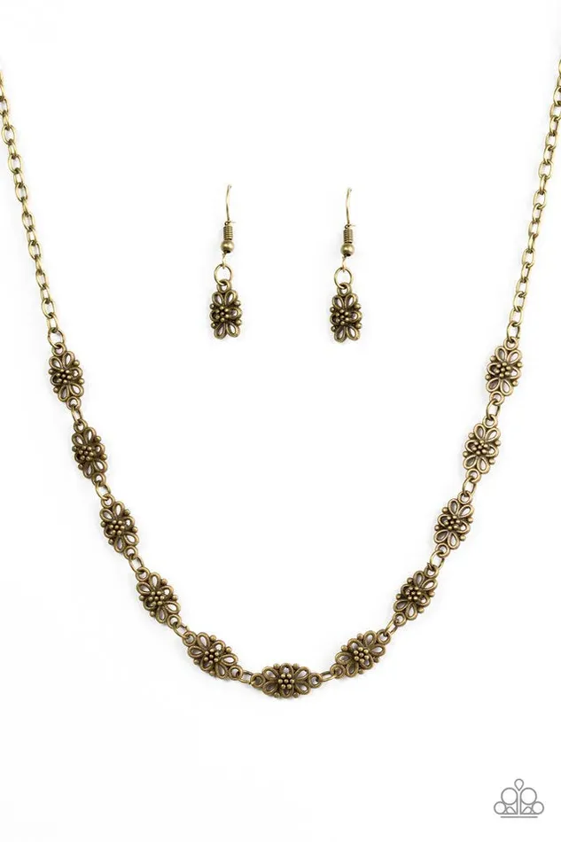 Necklaces Paparazzi Jewelry Paparazzi Necklace Daisy Dream Brass