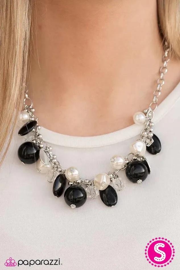 Necklaces Paparazzi Jewelry Paparazzi Necklace Hollywood Starlet Black