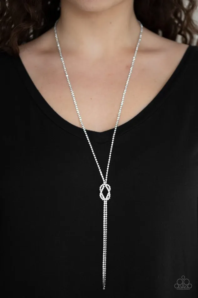 Necklaces Paparazzi Jewelry Paparazzi Necklace Knockout Knot White