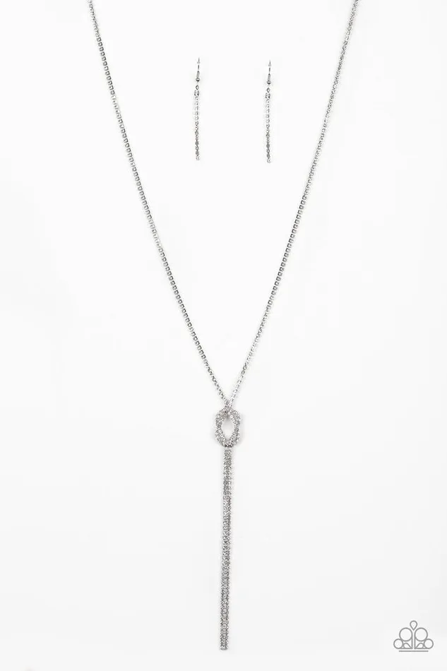 Necklaces Paparazzi Jewelry Paparazzi Necklace Knockout Knot White Necklaces Paparazzi Jewelry Paparazzi Necklace Knockout Knot White