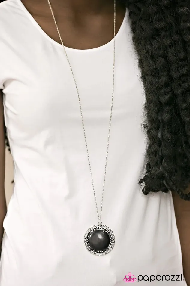 Necklaces Paparazzi Jewelry Paparazzi Necklace Over The Mountain Black