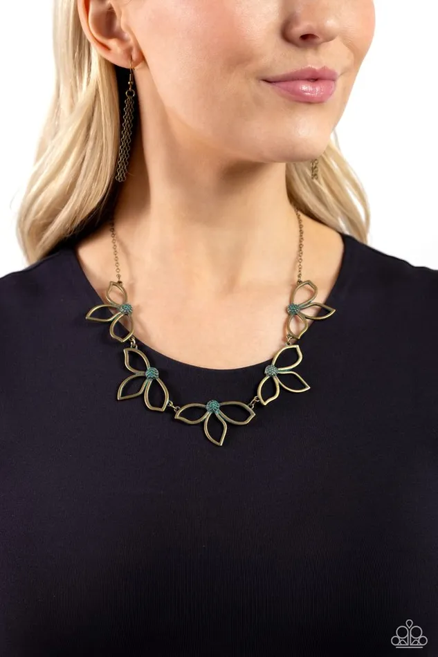 Necklaces Paparazzi Jewelry Paparazzi Necklace Petal Pageantry Brass
