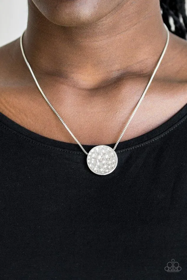 Necklaces Paparazzi Jewelry Paparazzi Necklace The BOLD Standard Silver Necklaces Paparazzi Jewelry Paparazzi Necklace The BOLD Standard Silver
