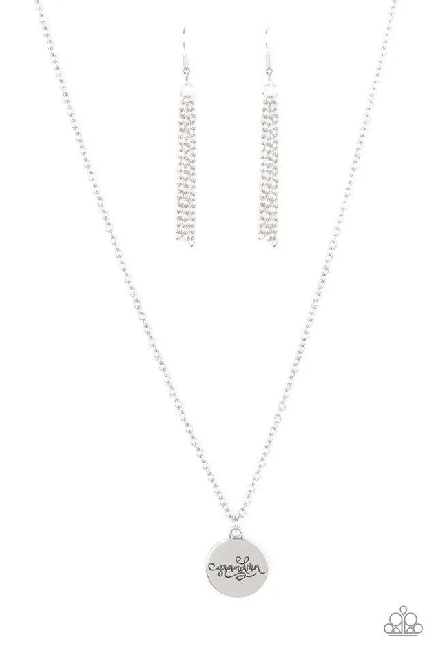 Necklaces Paparazzi Jewelry Paparazzi Necklace Worlds Best Grandma Silver Necklaces Paparazzi Jewelry Paparazzi Necklace Worlds Best Grandma Silver