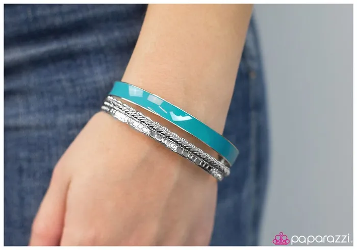 Paparazzi Bracelet Aqua Breeze Blue Paparazzi Jewelry Bracelets