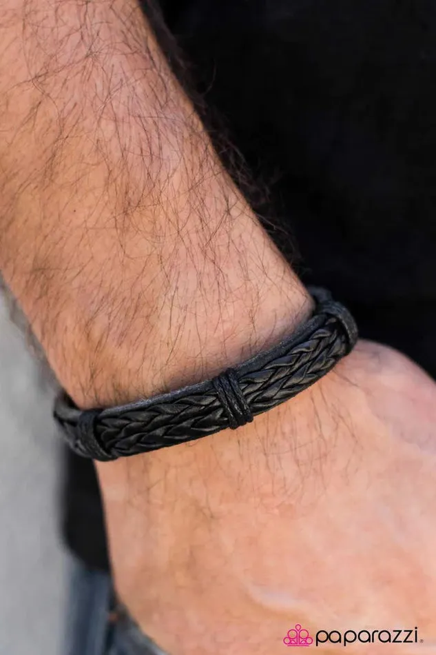 Paparazzi Bracelet Full Throttle Black Paparazzi Jewelry Bracelets