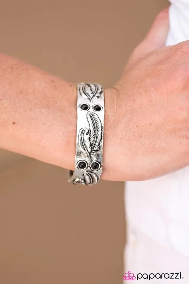 Paparazzi Bracelet Touch The Sky Black Paparazzi Jewelry Bracelets