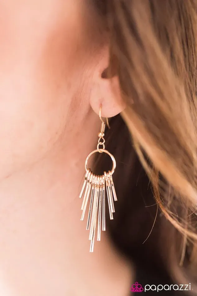 Paparazzi Earring Still Shining Gold Paparazzi Jewelry Earrings