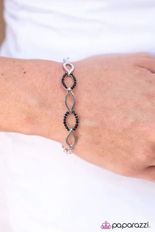 Paparazzi Jewelry Bracelets Paparazzi Bracelet Glitz and Glamor Black