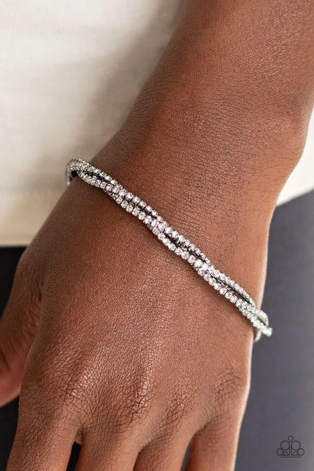 Paparazzi Jewelry Bracelets Paparazzi Bracelet Glitzy Gleam Black