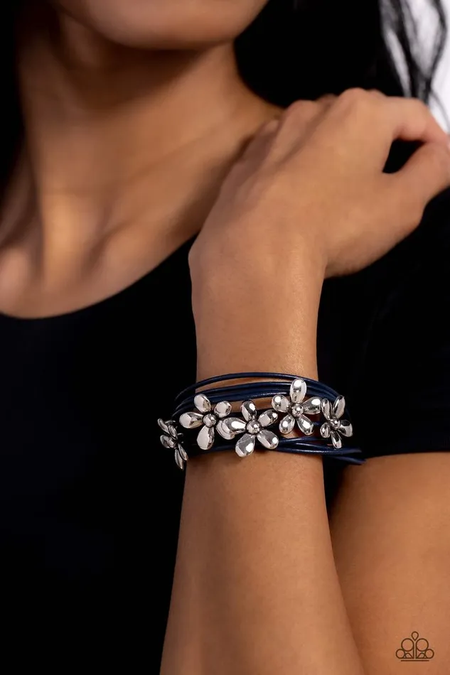 Paparazzi Jewelry Bracelets Paparazzi Bracelet Here Comes the BLOOM Blue