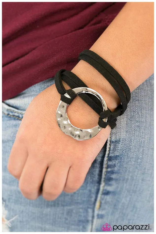 Paparazzi Jewelry Bracelets Paparazzi Bracelet Mojave Sun Black