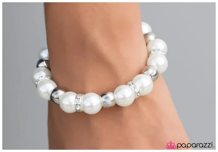 Paparazzi Jewelry Bracelets Paparazzi Bracelet Tickled Pink White