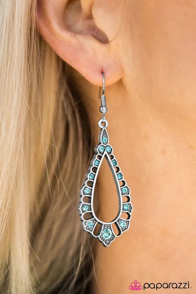 Paparazzi Jewelry Earrings Paparazzi Earring Girl Glam Blue
