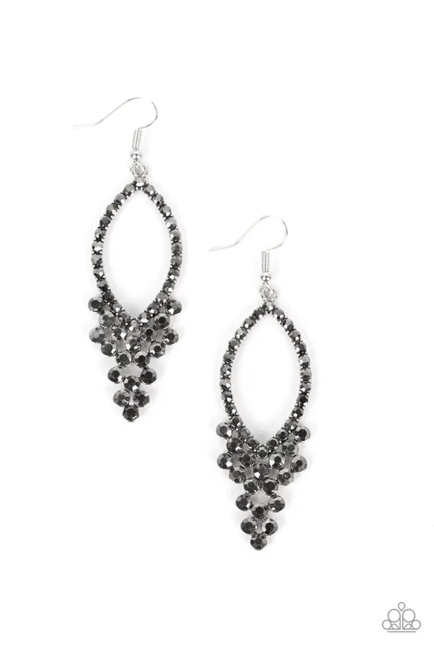 Paparazzi Jewelry Earrings Paparazzi Earring GLOWING off the Deep End Silver Paparazzi Jewelry Earrings Paparazzi Earring GLOWING off the Deep End Silver