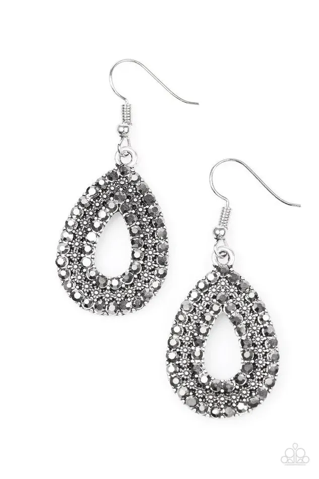 Paparazzi Jewelry Earrings Paparazzi Earring Make A GLAM Out Of You Silver